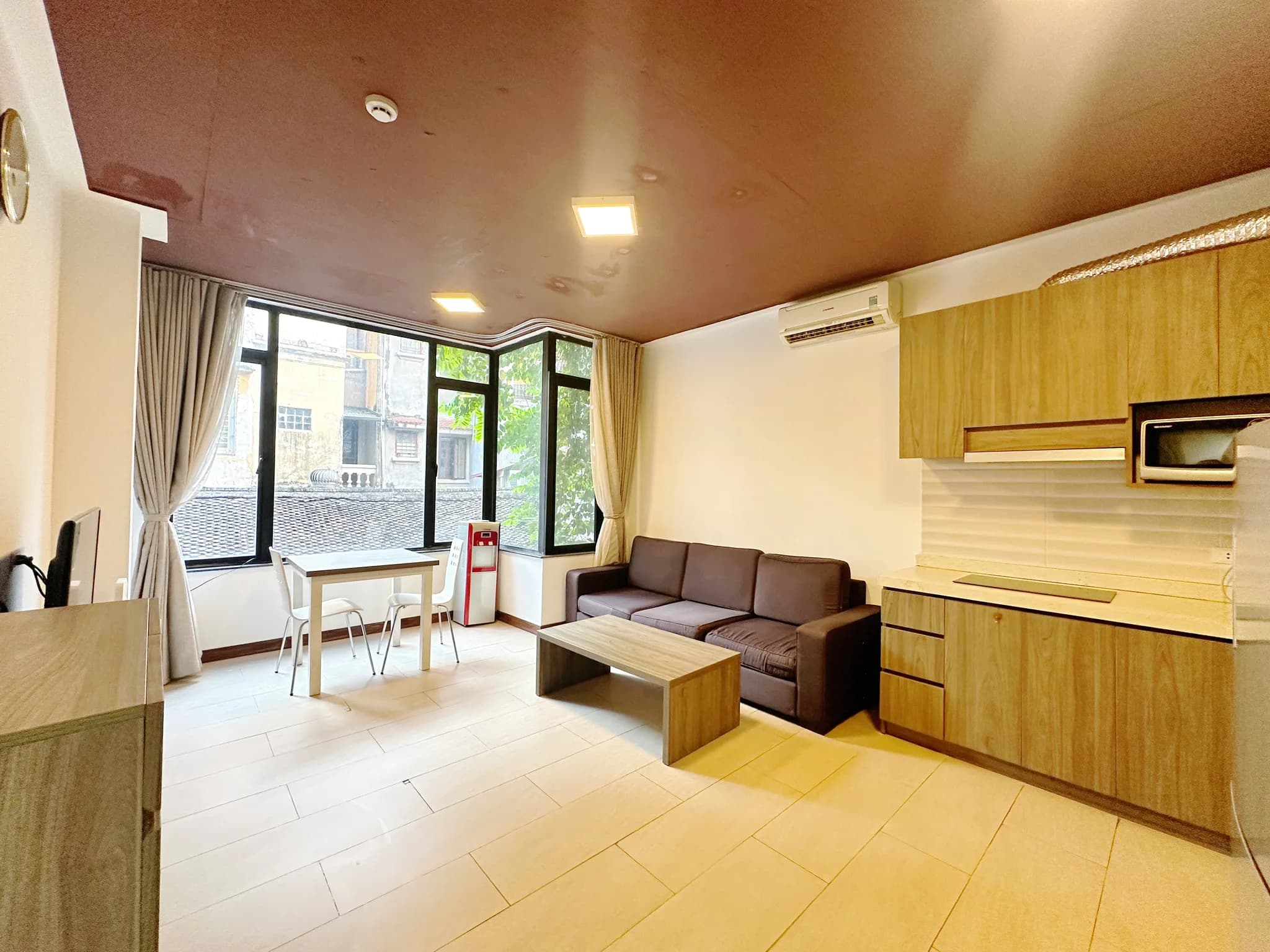 Minimal 1BR Apartment with Open View on Tu Hoa St., Tay Ho | Fully Furnished | 70m²