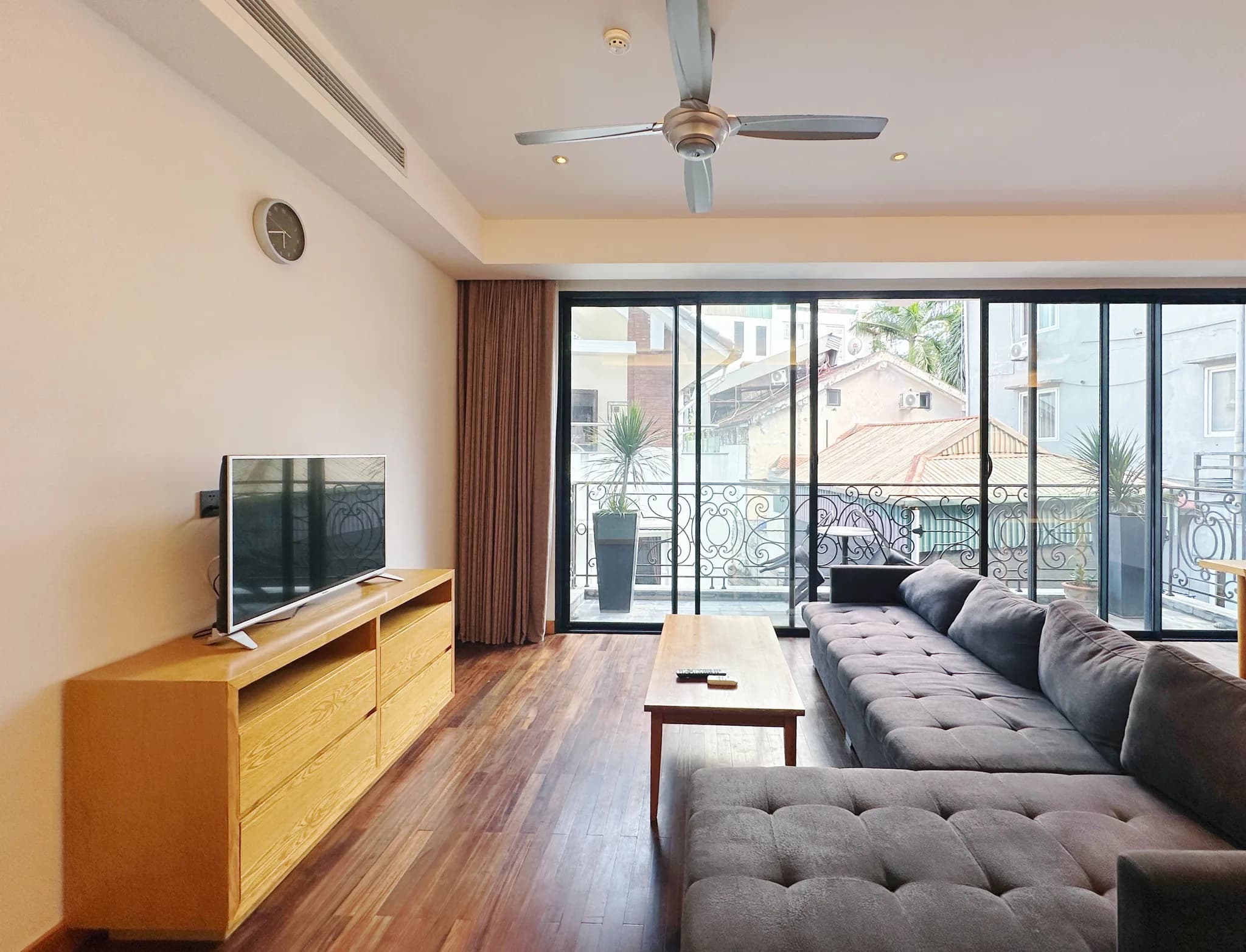 Luxury 3-Bedroom Waterfront Apartment with Large Balcony on To Ngoc Van St., Tay Ho